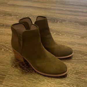 Olive booties